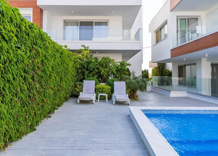 Valleria - 2 Bedroom W Pool In Apartament