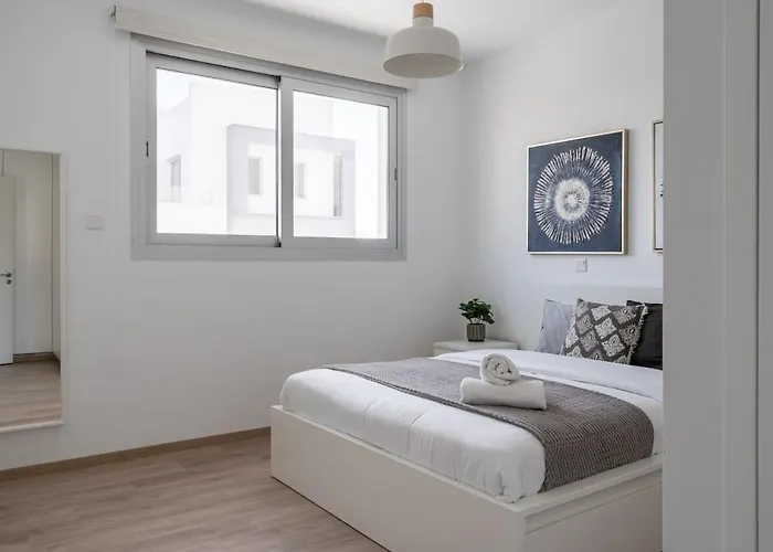 Apartament Valleria - 2 Bedroom W Pool In *