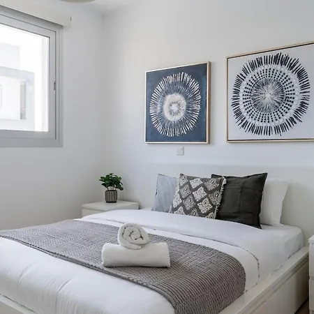 Valleria - 2 Bedroom W Pool In * Ларнака