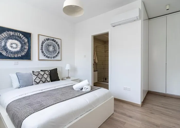 Valleria - 2 Bedroom W Pool In Apartamento *