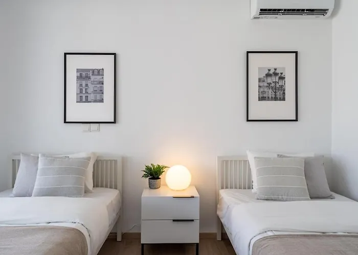 Valleria - 2 Bedroom W Pool In Apartamento