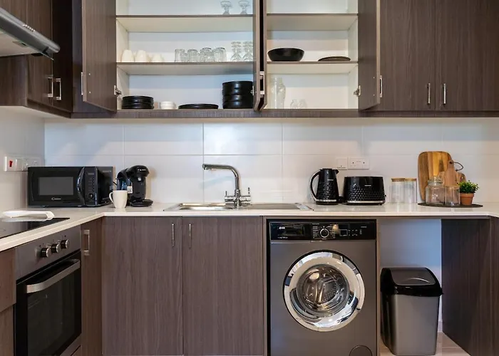 Valleria - 2 Bedroom W Pool In *